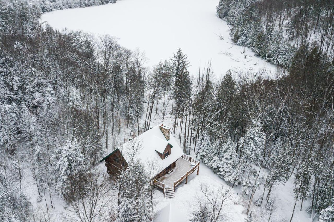 Domaine La Cedriere Villa Grenville-Sur-La-Rouge Exteriör bild